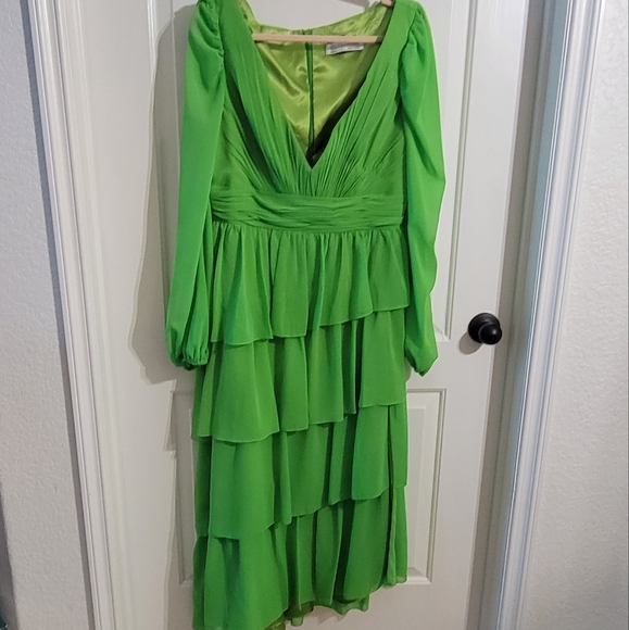 Mac Duggal Ruffle Tiered Dress Sz 12 NWT - Picture 2 of 12